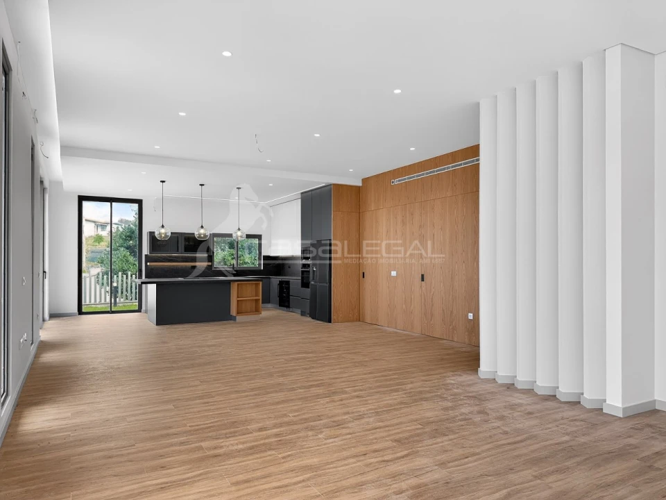 Moradia T3 para Venda em Ponta do Pargo Foto 9