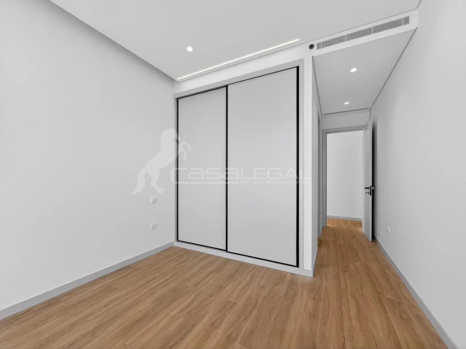 Moradia T3 para Venda em Ponta do Pargo Foto 21