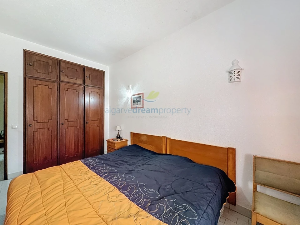 Apartamento T1 para Venda em Albufeira e Olhos de Água Foto 11