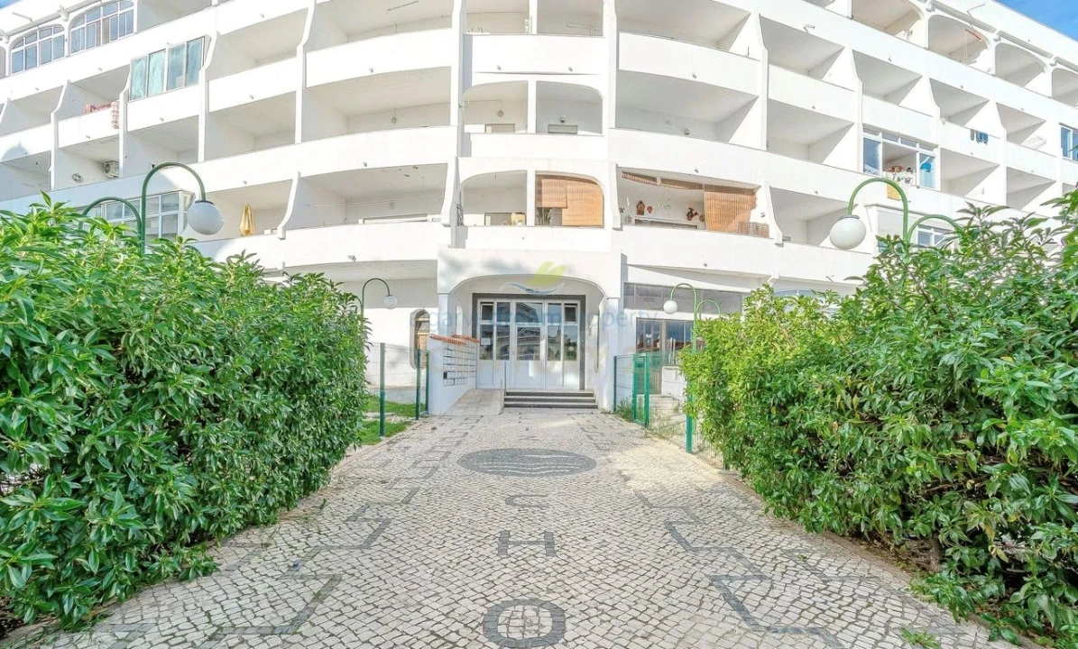 Apartamento T1 para Venda em Albufeira e Olhos de Água Foto 16
