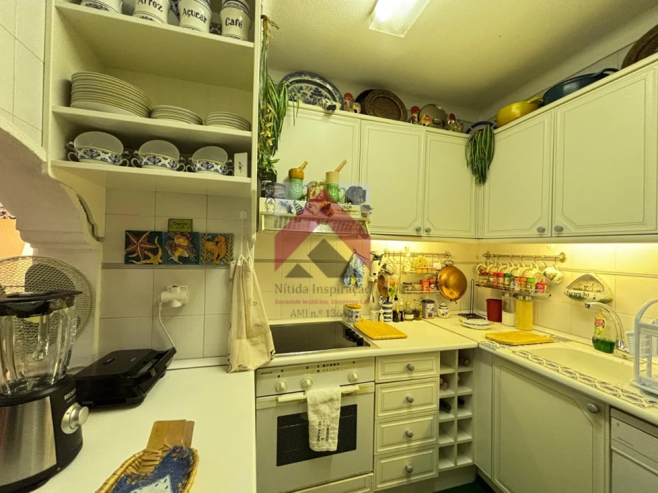 Apartamento T1 para Venda em Quarteira Foto 10