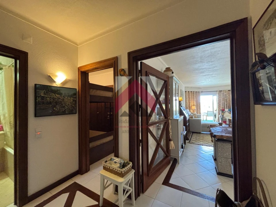 Apartamento T1 para Venda em Quarteira Foto 16