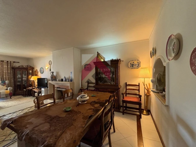 Apartamento T1 para Venda em Quarteira