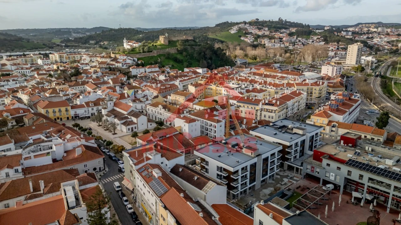 Apartamento T2 para Venda em Santa Maria, São Pedro e Matacães Foto 19