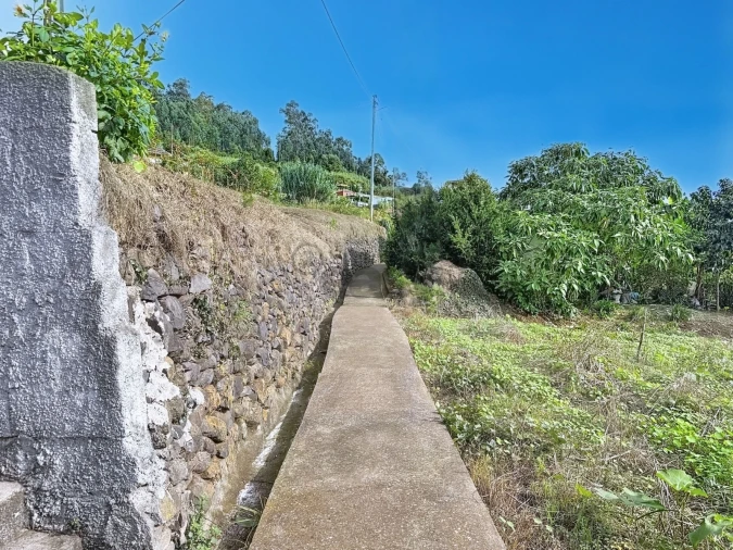 Moradia T3 para Venda em Arco da Calheta Foto 23