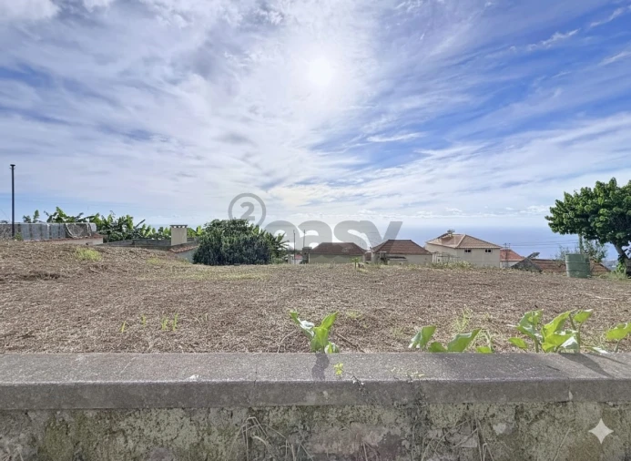 Moradia T3 para Venda em Arco da Calheta Foto 19