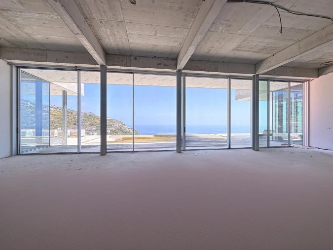 Moradia T4 para Venda em Calheta Foto 26