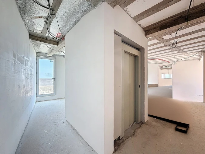 Moradia T4 para Venda em Calheta Foto 5