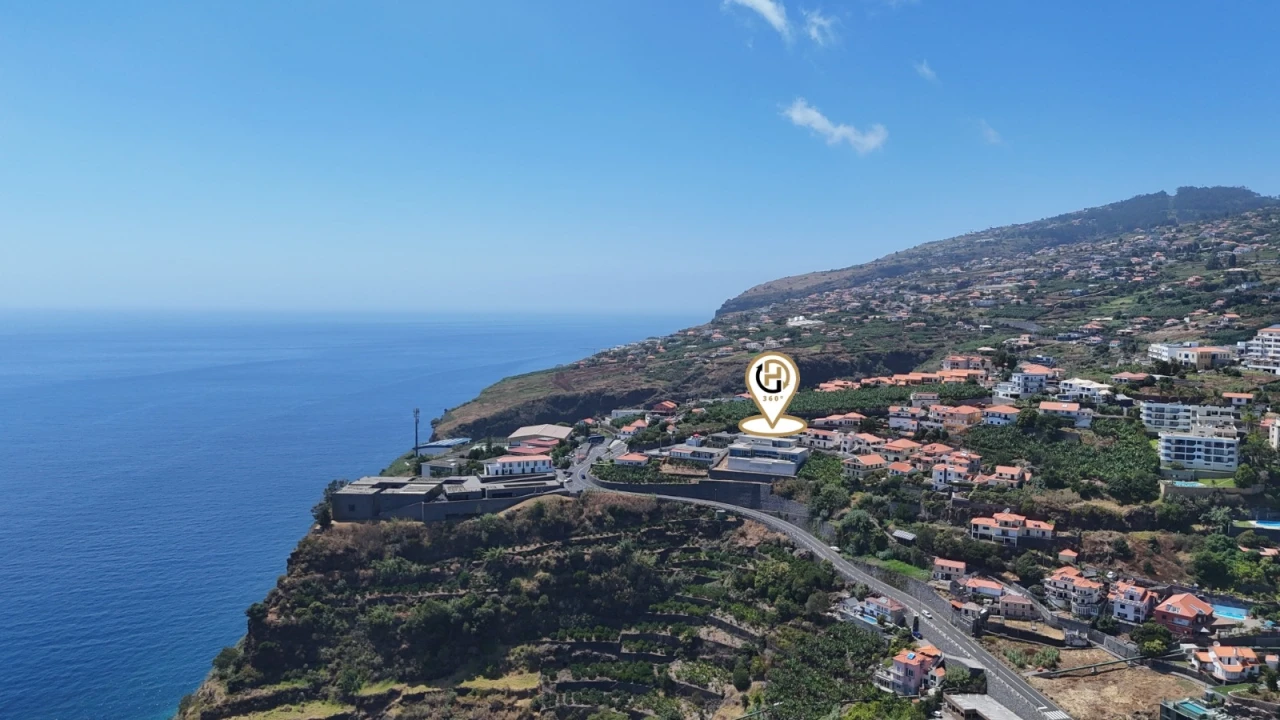 Moradia T4 para Venda em Calheta Foto 51