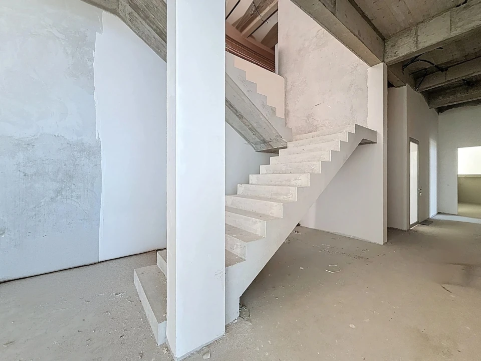 Moradia T4 para Venda em Calheta Foto 23