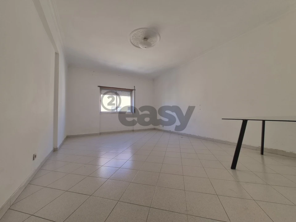 Apartamento T2 para Venda em Rio de Mouro Foto 10