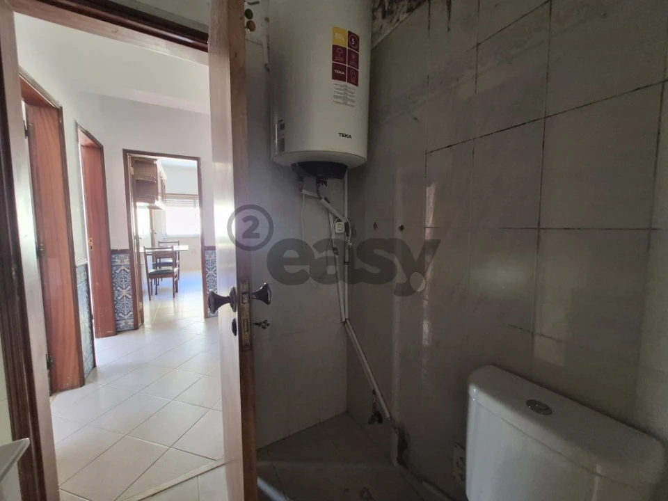 Apartamento T2 para Venda em Rio de Mouro Foto 13