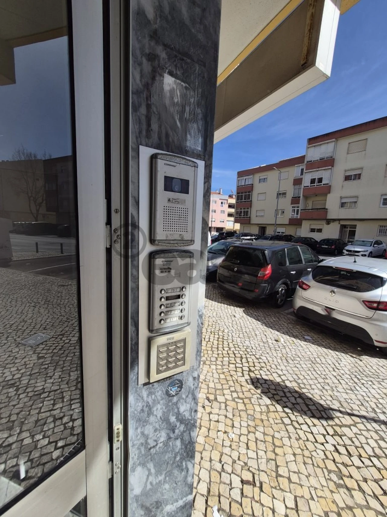 Apartamento T2 para Venda em Rio de Mouro Foto 16