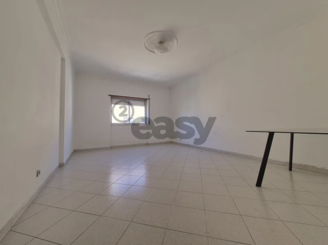 Apartamento T2 para Venda em Rio de Mouro Foto 10