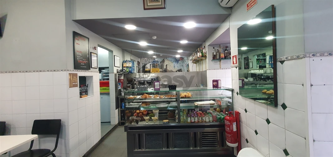 Negócio para Trespasse em Santo António Foto 3