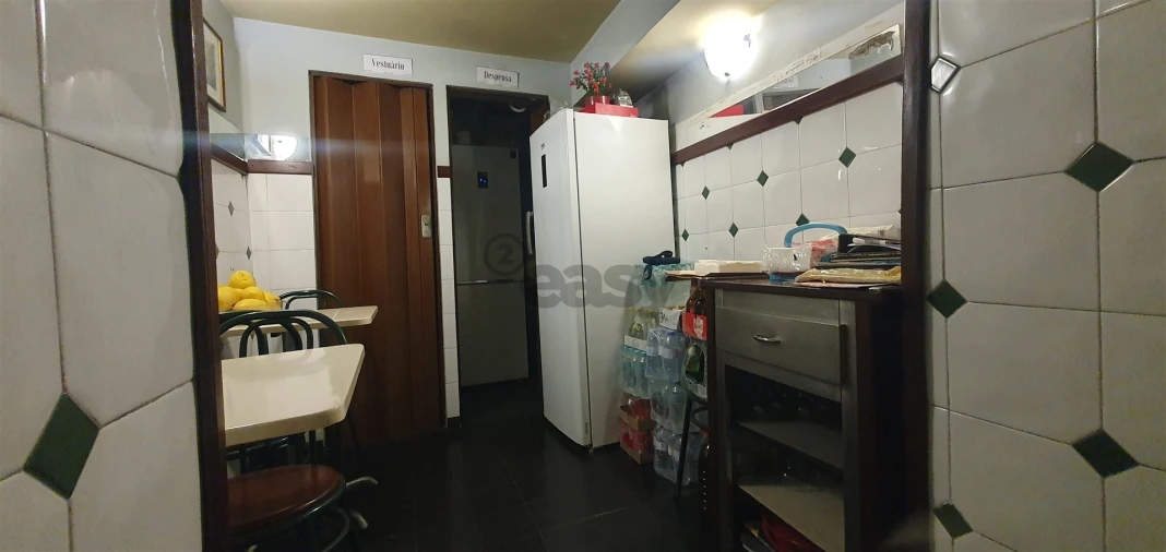 Negócio para Trespasse em Santo António Foto 2