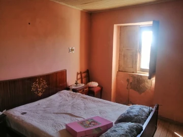 Moradia T3 para Venda em Mogadouro, Valverde, Vale de Porco e Vilar de Rei