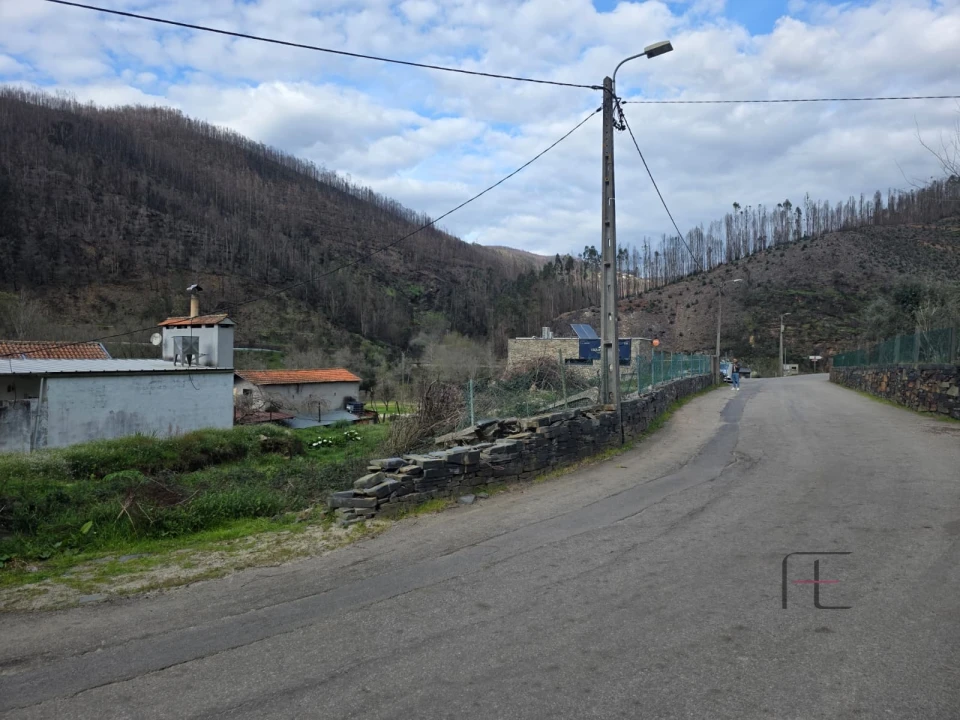 Terreno para Venda em Canelas e Espiunca Foto 5