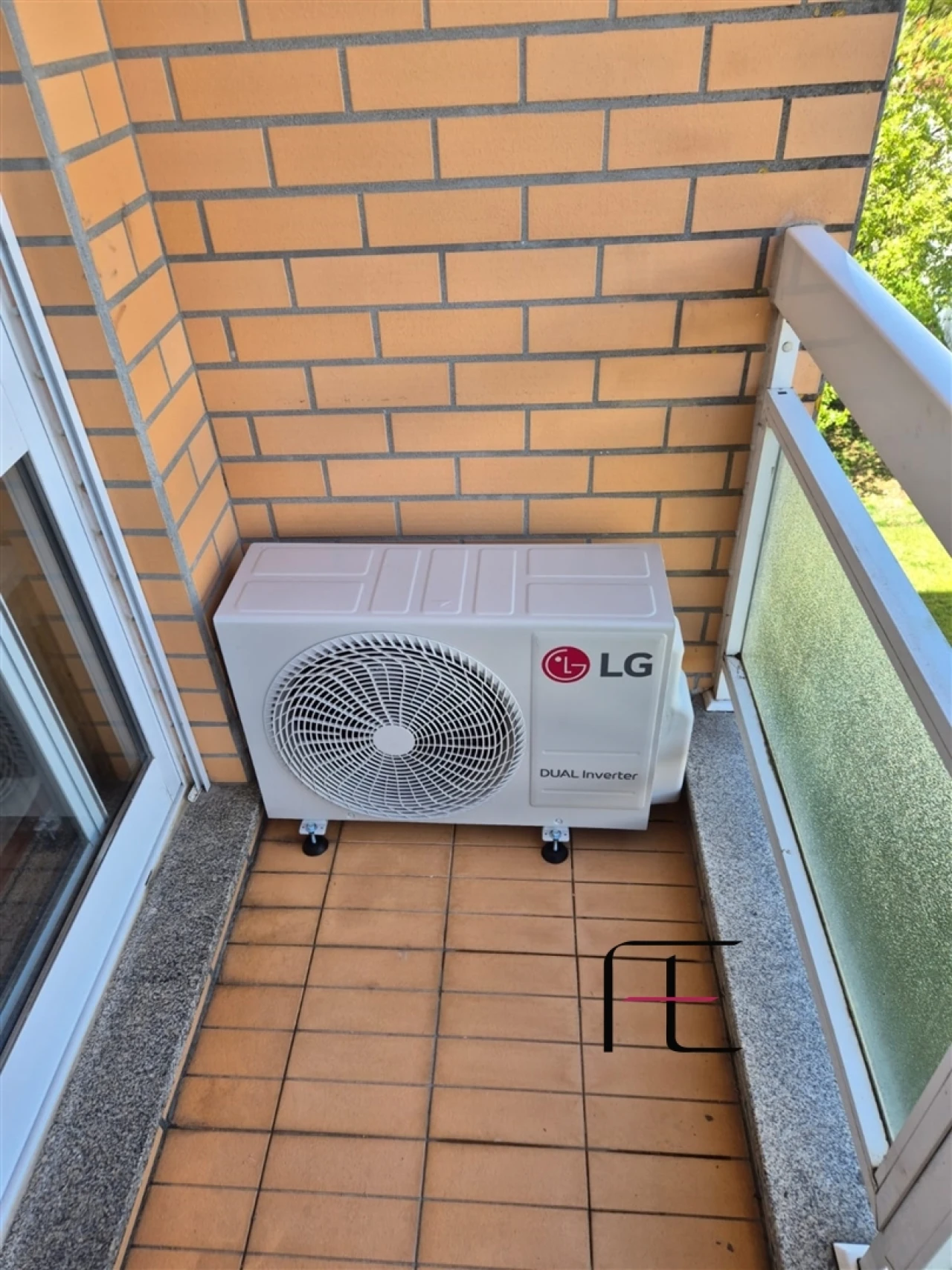 Apartamento T1 para Arrendamento em Canelas Foto 16