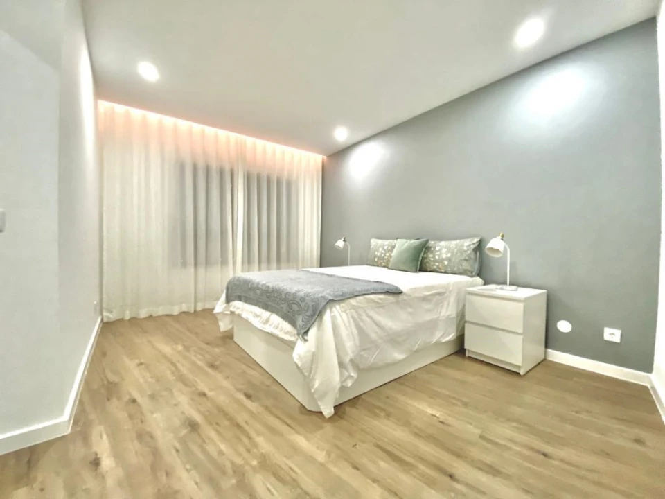 Apartamento T5 para Venda em Faro (Sé e São Pedro) Foto 19