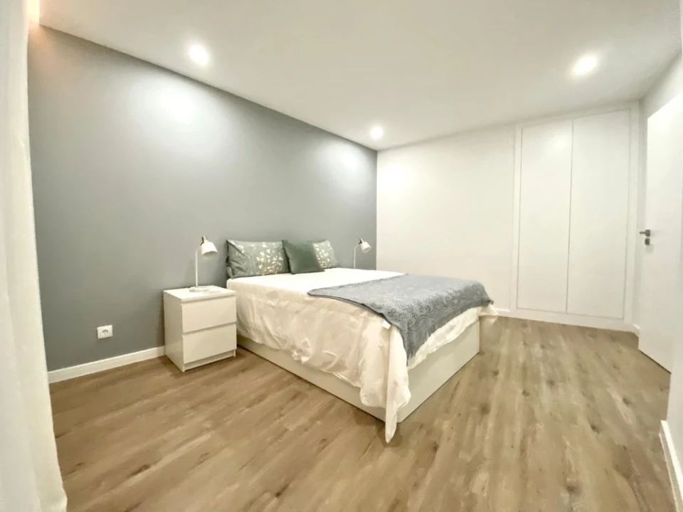 Apartamento T5 para Venda em Faro (Sé e São Pedro) Foto 18