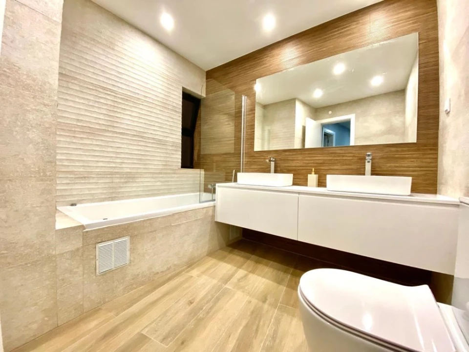 Apartamento T5 para Venda em Faro (Sé e São Pedro) Foto 32