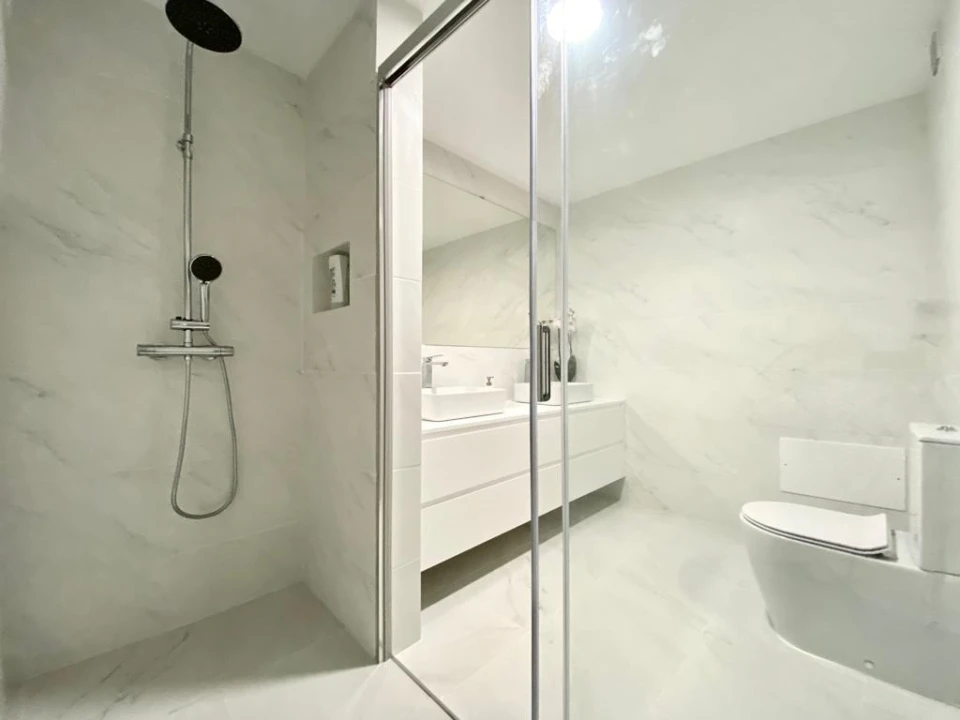 Apartamento T5 para Venda em Faro (Sé e São Pedro) Foto 31