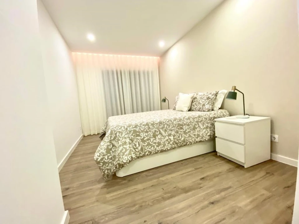 Apartamento T5 para Venda em Faro (Sé e São Pedro) Foto 21