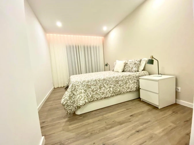 Apartamento T5 para Venda em Faro (Sé e São Pedro) Foto 21