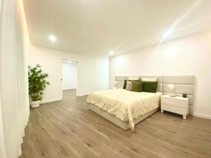 Apartamento T5 para Venda em Faro (Sé e São Pedro) Foto 20