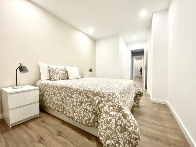 Apartamento T5 para Venda em Faro (Sé e São Pedro) Foto 22