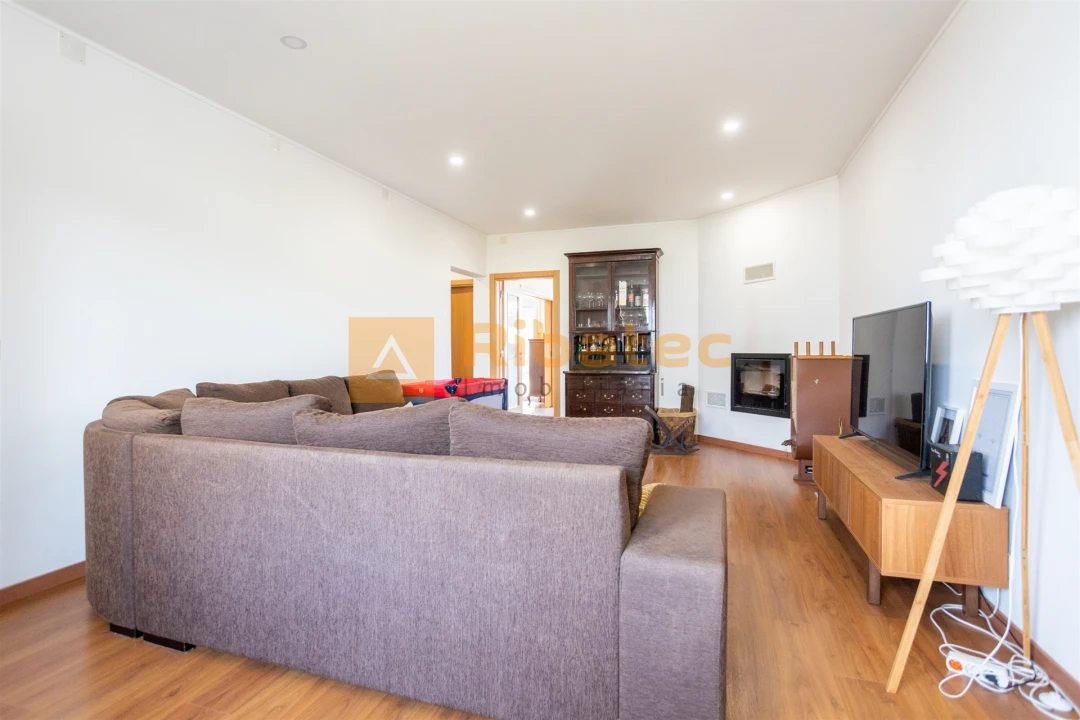 Moradia T5 para Venda em Alpiarça Foto 9