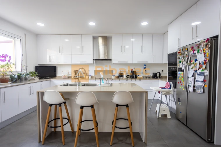 Moradia T5 para Venda em Alpiarça Foto 4