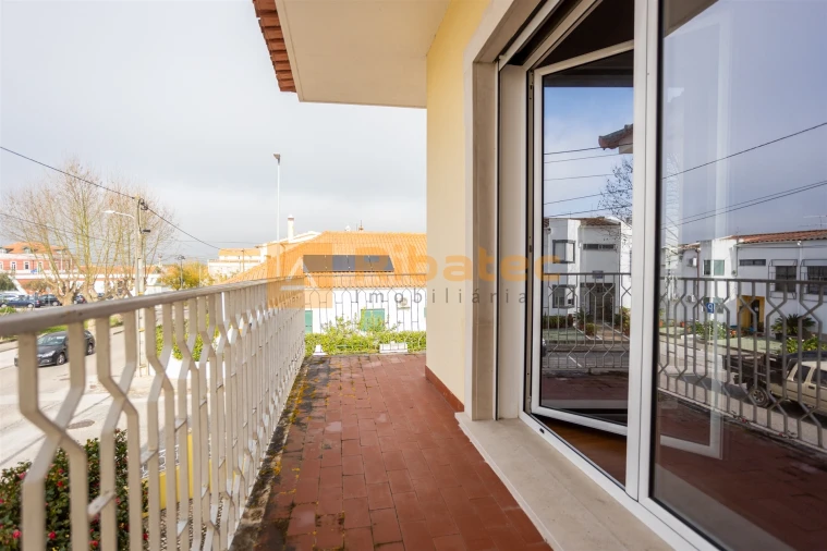 Moradia T5 para Venda em Alpiarça Foto 19