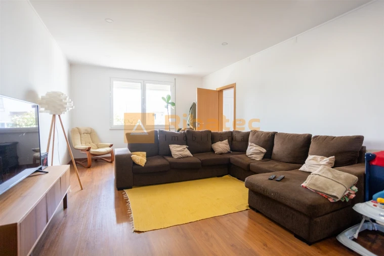 Moradia T5 para Venda em Alpiarça Foto 8