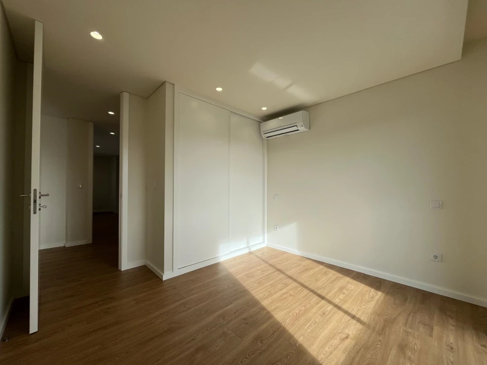 Apartamento T3 para Venda em Santa Marinha e São Pedro da Afurada Foto 16