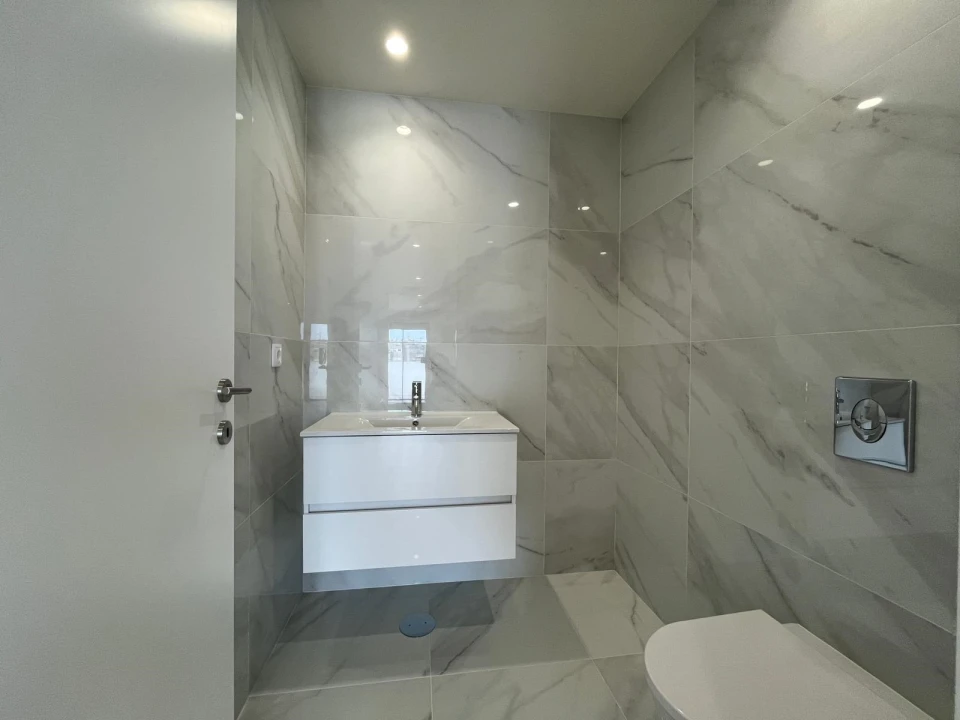 Apartamento T3 para Venda em Santa Marinha e São Pedro da Afurada Foto 10