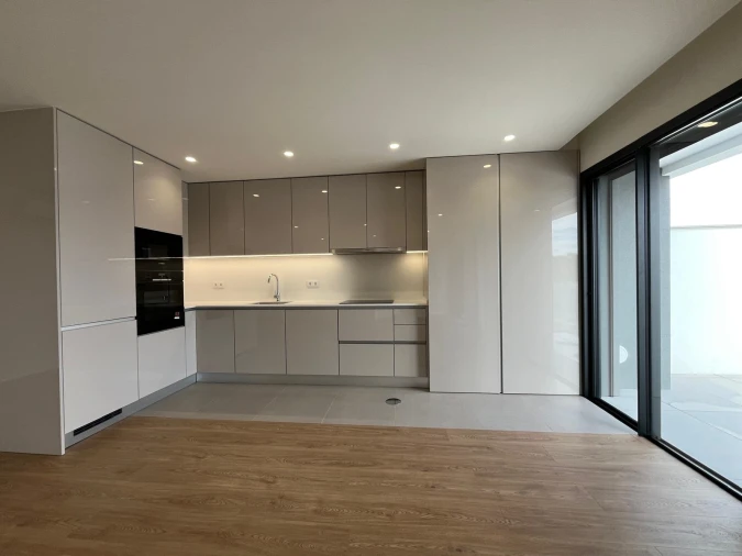 Apartamento T3 para Venda em Santa Marinha e São Pedro da Afurada Foto 9