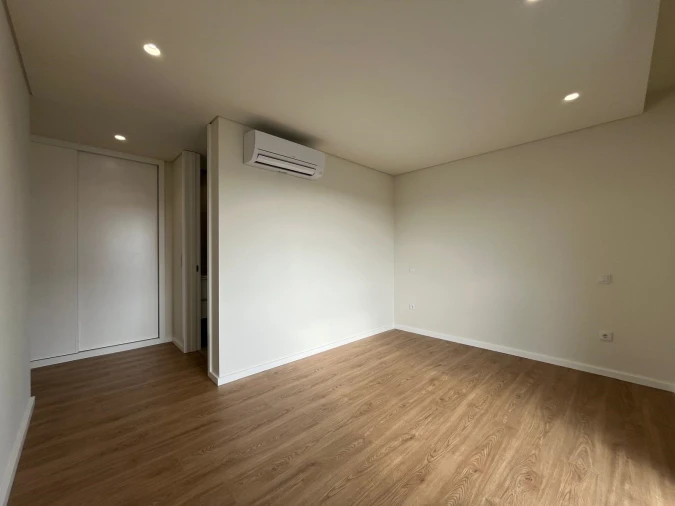 Apartamento T3 para Venda em Santa Marinha e São Pedro da Afurada Foto 14