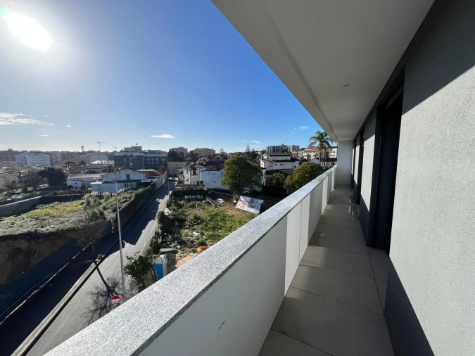 Apartamento T3 para Venda em Santa Marinha e São Pedro da Afurada Foto 1