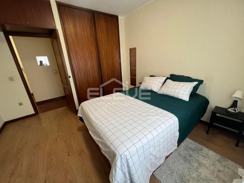 Apartamento T1 para Venda em Mafamude e Vilar do Paraíso Foto 5