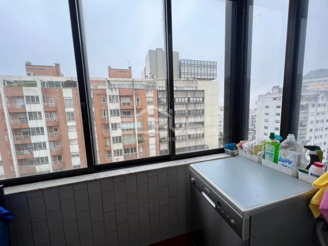 Apartamento T1 para Venda em Mafamude e Vilar do Paraíso Foto 3