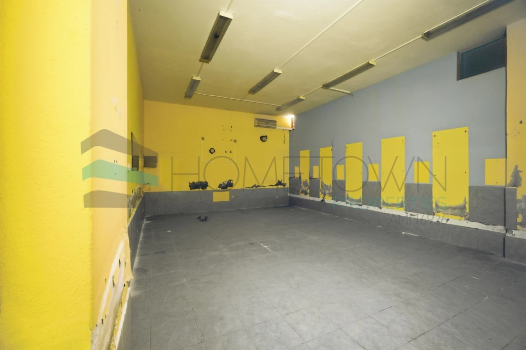 Loja para Venda em Quarteira Foto 9