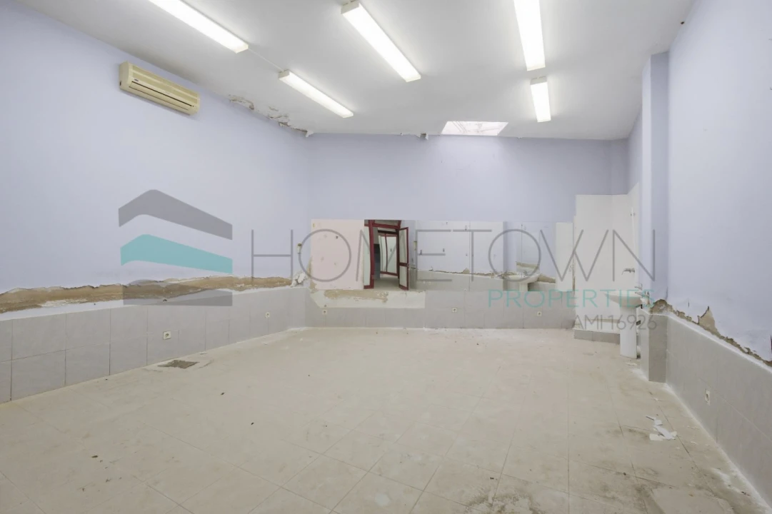 Loja para Venda em Quarteira Foto 14