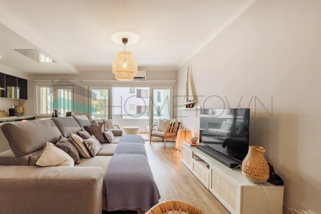 Apartamento T1 para Venda em Quarteira Foto 2