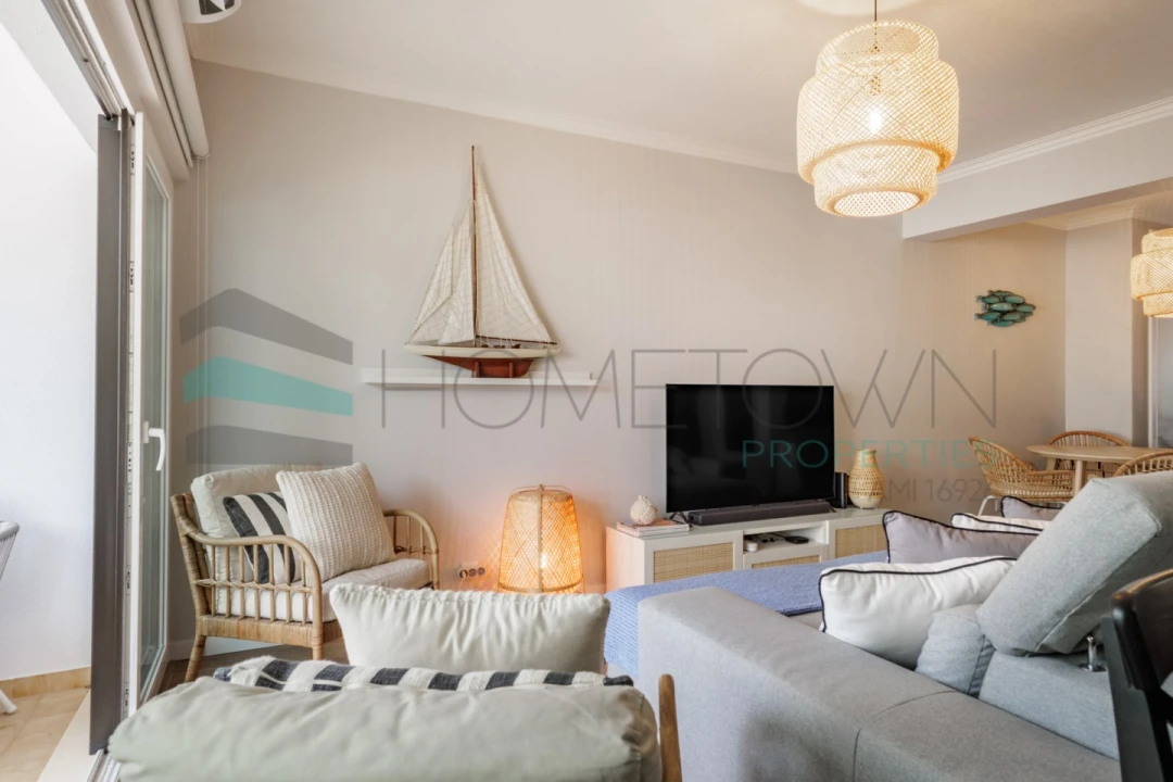 Apartamento T1 para Venda em Quarteira Foto 3