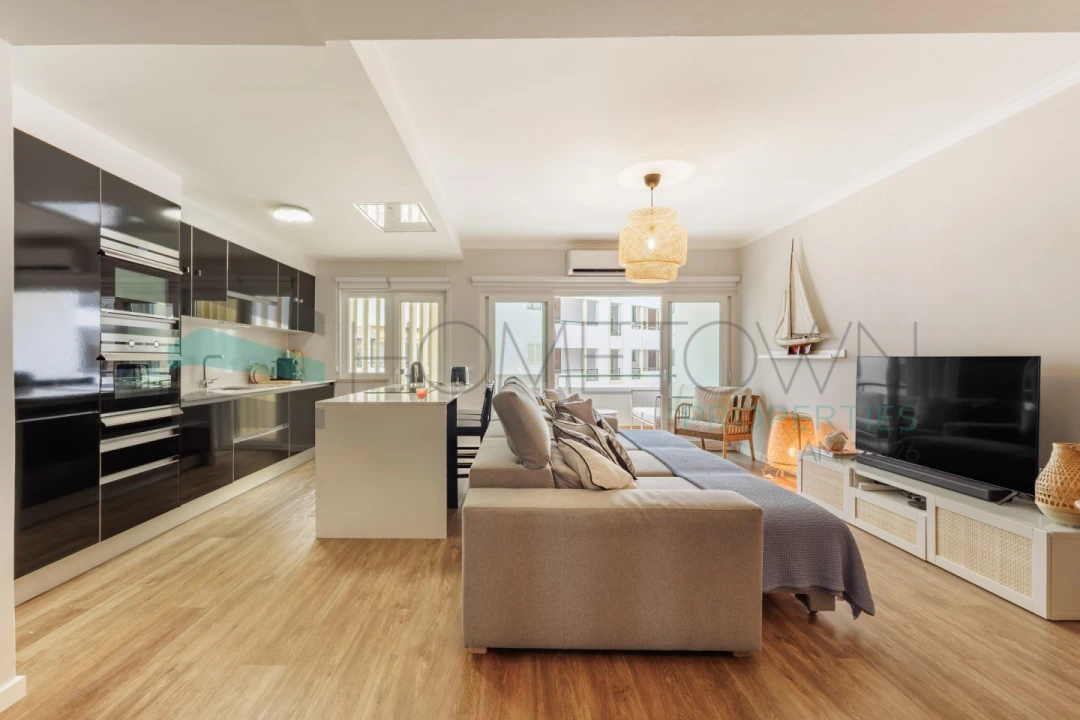 Apartamento T1 para Venda em Quarteira Foto 4