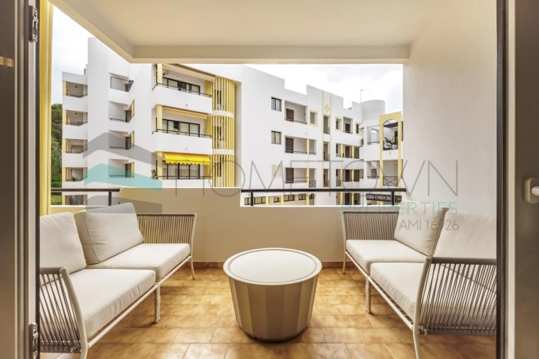 Apartamento T1 para Venda em Quarteira Foto 1