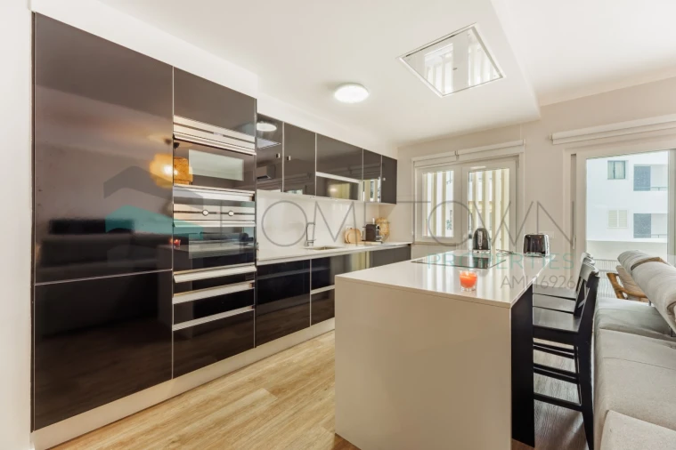 Apartamento T1 para Venda em Quarteira Foto 8