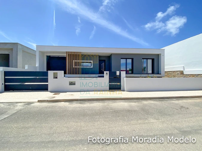 Moradia T3 para Venda em Nadadouro Foto 3